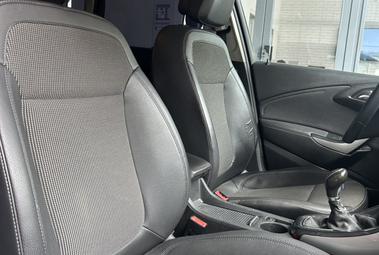 Opel Astra 1.4 140 COSMO