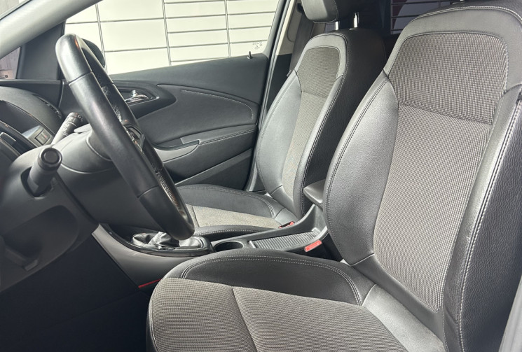 Opel Astra 1.4 140 COSMO