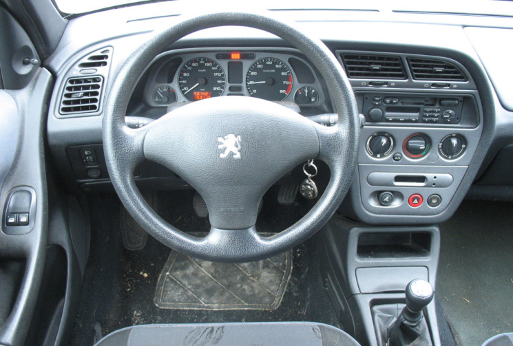 Peugeot 306 Symbio 1.6 i 90 5 portes 1 ère main