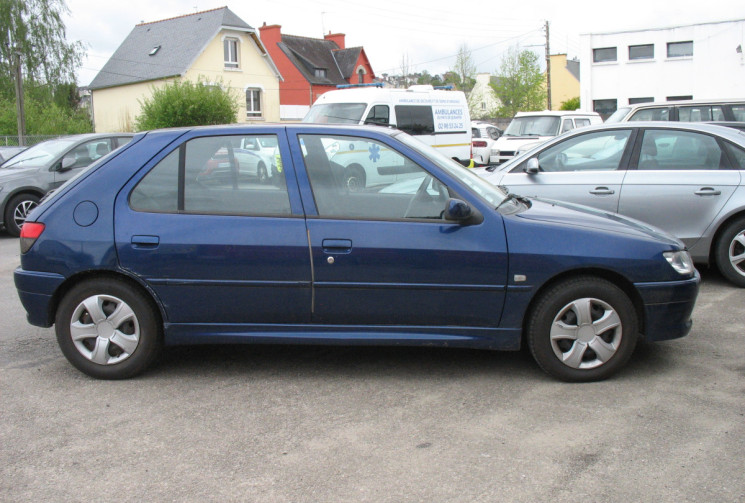 Peugeot 306 Symbio 1.6 i 90 5 portes 1 ère main