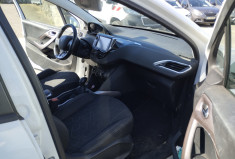 Peugeot 2008 1.2 THP 110 ALLURE