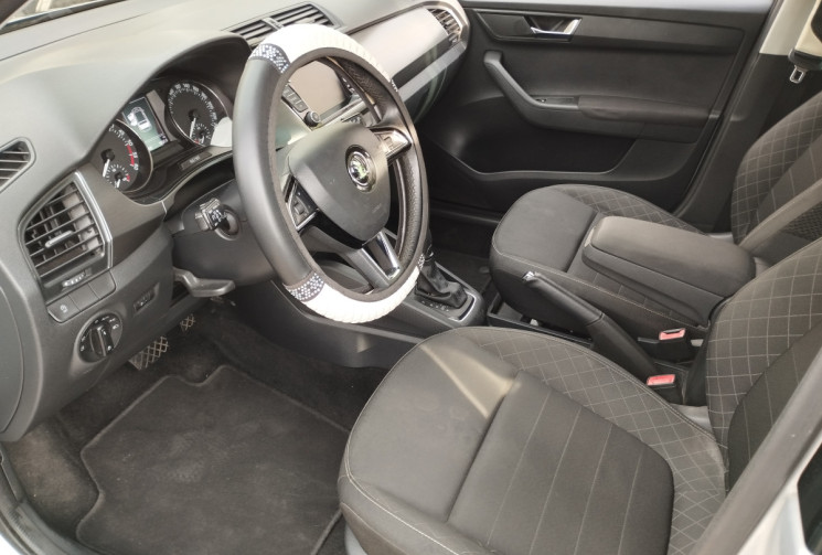 Skoda Fabia 1.4 TDI  90 STYLE  BVA