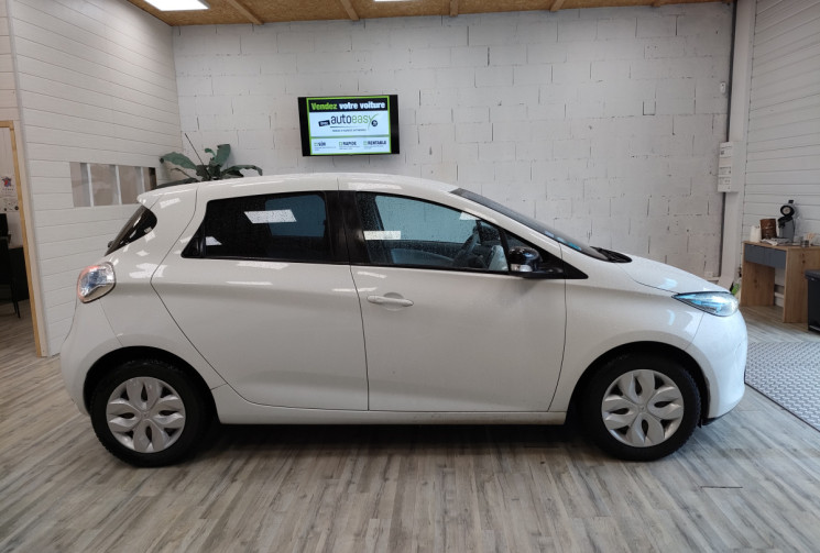 Renault ZOE Q210 22 kWh 88 ch LIFE CHARGE RAPIDE avec location 
