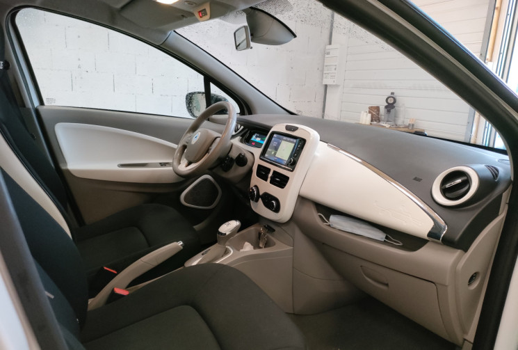 Renault ZOE Q210 22 kWh 88 ch LIFE CHARGE RAPIDE avec location 