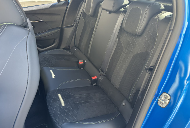 Peugeot 208 1.2 PureTech GT EAT8 130 cv BVA 