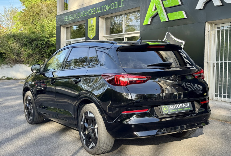 Opel Grandland 1.6 Turbo 300 ch Hybride GSe 4x4 EAT8  Full Black / Garantie Opel 12/2028