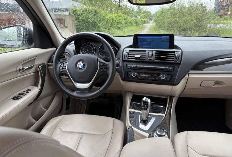 BMW Série 1 116i 136 cv BVA * Grand Ecran * Cuir * Radars * 5p * Lounge * Chaine de Distri