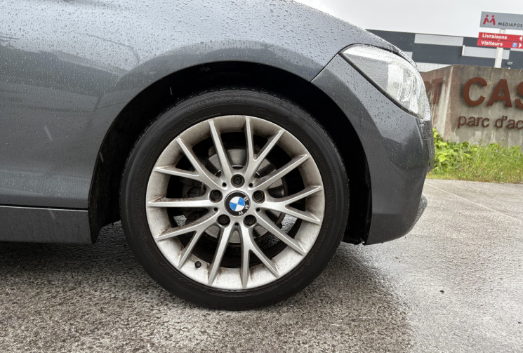 BMW Série 1 116i 136 cv BVA * Grand Ecran * Cuir * Radars * 5p * Lounge * Chaine de Distri