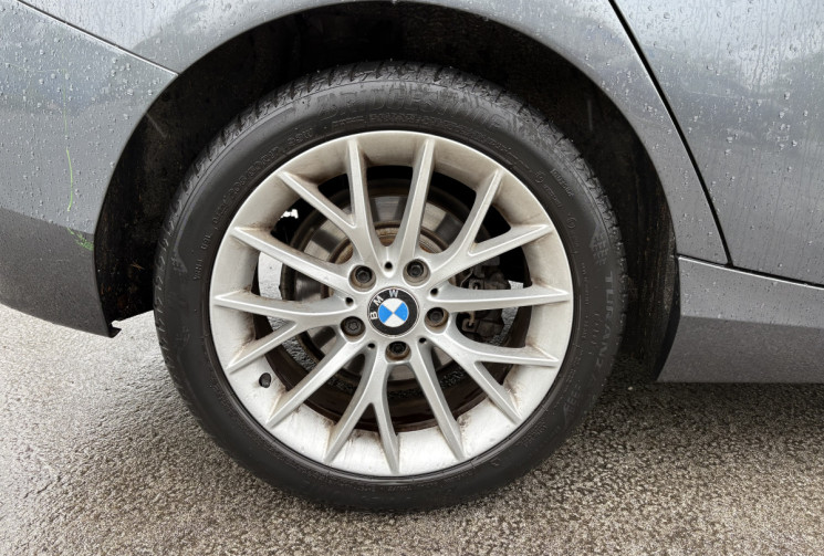 BMW Série 1 116i 136 cv BVA * Grand Ecran * Cuir * Radars * 5p * Lounge * Chaine de Distri
