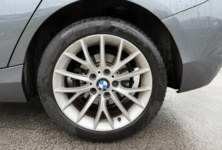 BMW Série 1 116i 136 cv BVA * Grand Ecran * Cuir * Radars * 5p * Lounge * Chaine de Distri