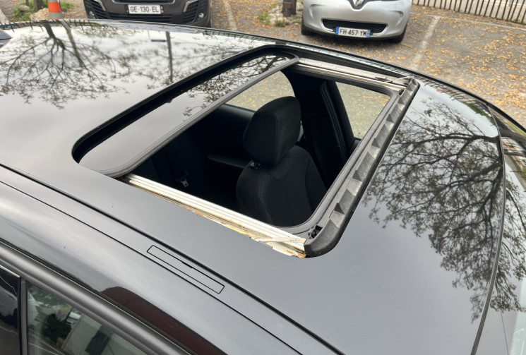BMW Série 1 F20 118i 136 M Sport 5 Portes LCI / TOIT OUVRANT / CAMERA / GRAND ECRAN / ALCANTARA 