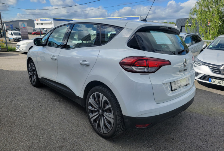 Renault Scénic IV 1.7 BLUE DCI 120 CV LIFE