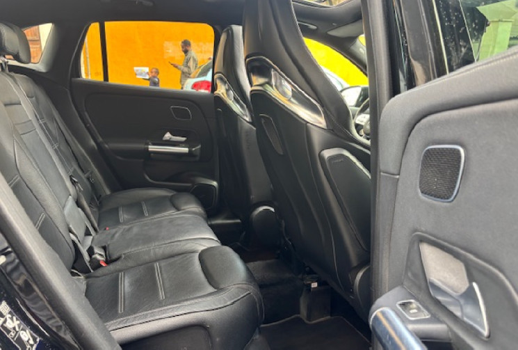 Mercedes GLA 35 AMG 4MATIC SPEEDSHIFT 8G-DCT 306 cv origine france /TOIT OUVRANT/ SIEGE CHAUFFANT 