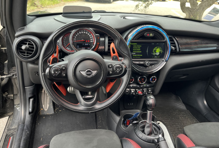 Mini Cooper III F56 John Cooper Works 231ch BVM / TOIT OUVRANT / HUD / ECHAPPEMENT SPORT