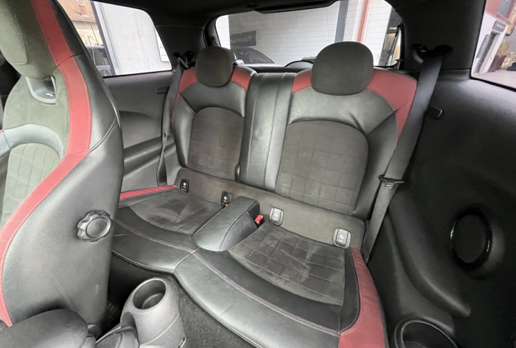 Mini Cooper III F56 John Cooper Works 231ch BVM / TOIT OUVRANT / HUD / ECHAPPEMENT SPORT