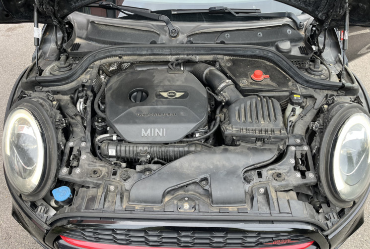 Mini Cooper III F56 John Cooper Works 231ch BVM / TOIT OUVRANT / HUD / ECHAPPEMENT SPORT