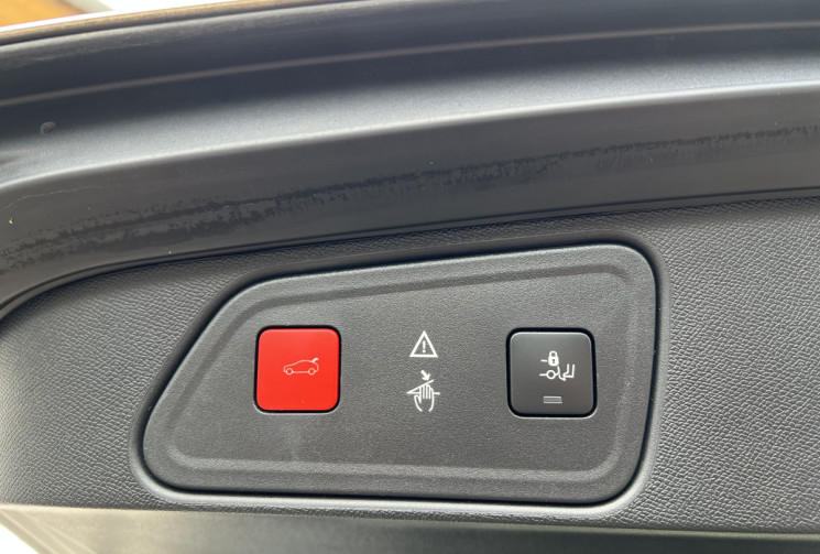 Peugeot 3008 GT LINE 1.2 i S&S 130ch BVM6