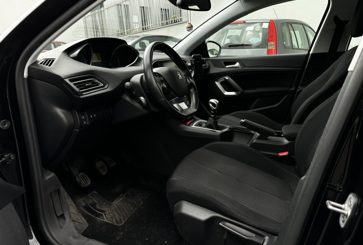 Peugeot 308 II 1.2 130ch Allure