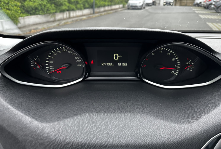 Peugeot 308 II 1.2 130ch Allure
