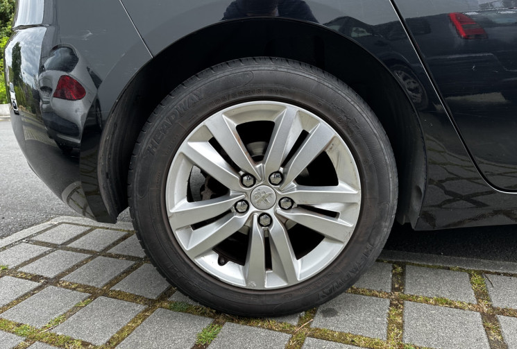 Peugeot 308 II 1.2 130ch Allure