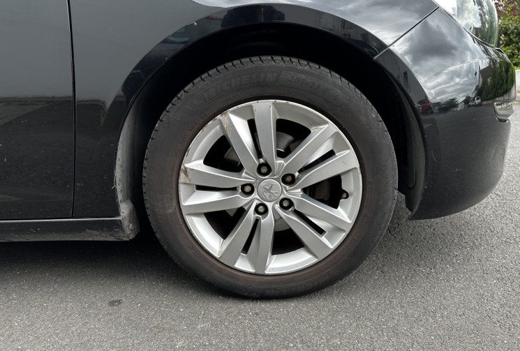 Peugeot 308 II 1.2 130ch Allure