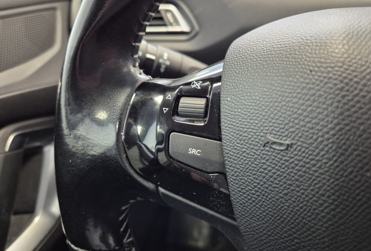 Peugeot 308 1.2 130 Puretech EAT6 Allure kit distribution fait 