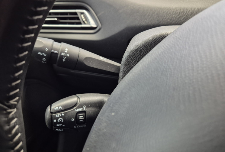 Peugeot 308 1.2 130 Puretech EAT6 Allure kit distribution fait 