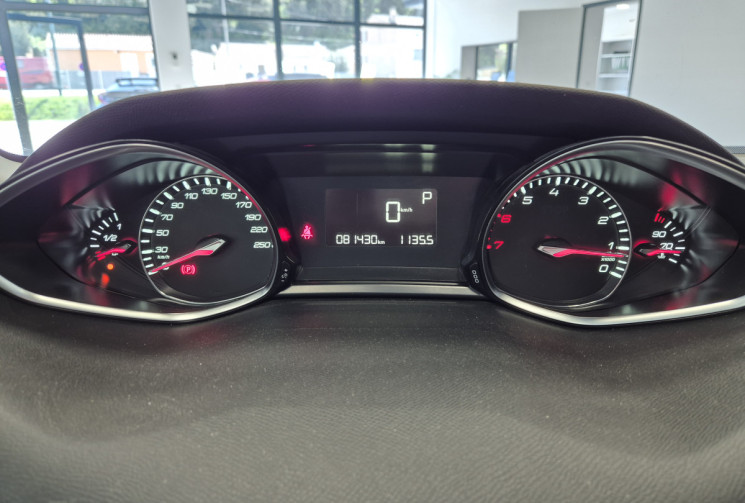 Peugeot 308 1.2 130 Puretech EAT6 Allure kit distribution fait 