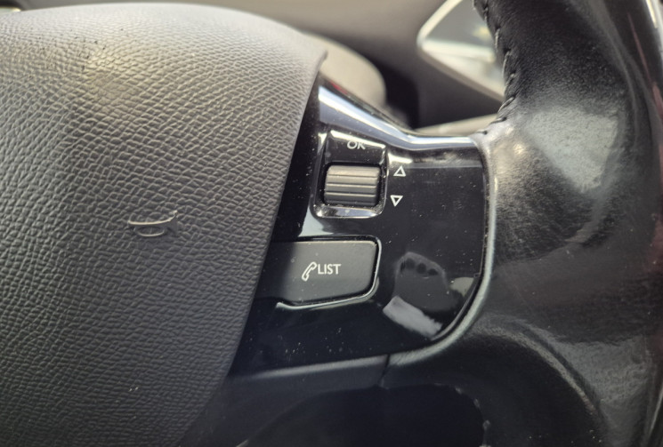 Peugeot 308 1.2 130 Puretech EAT6 Allure kit distribution fait 