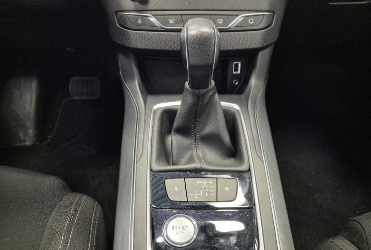 Peugeot 308 1.2 130 Puretech EAT6 Allure kit distribution fait 