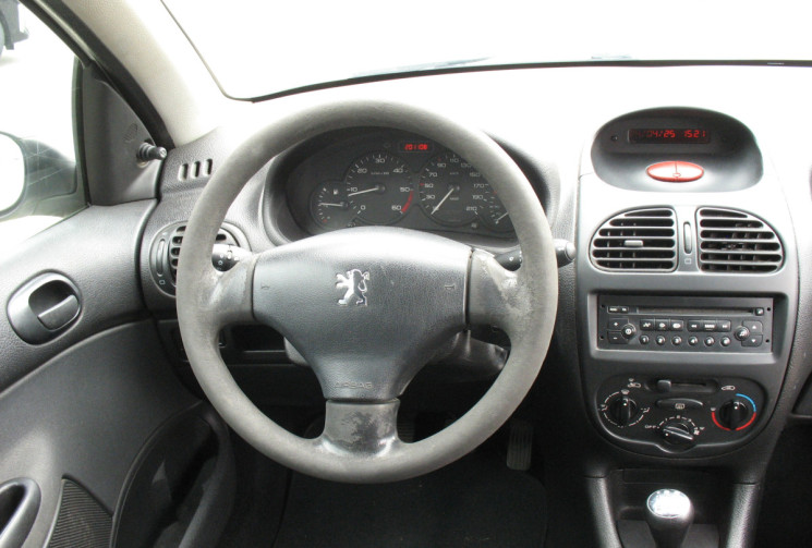 Peugeot 206 1.4 HDI 70 AFFAIRE 2 PLACES