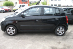 Kia Picanto 1.0   65  5 Portes