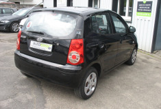 Kia Picanto 1.0   65  5 Portes