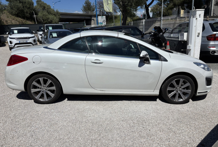 Peugeot 308 CC 2.0 HDI 160 Ch FAP Féline * 1ere main