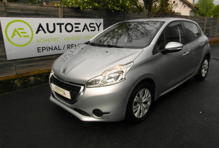 Peugeot 208  PEUGEOT 208 ACTIVE 1.4 HDI 