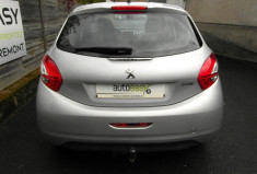 Peugeot 208  PEUGEOT 208 ACTIVE 1.4 HDI 
