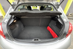 Peugeot 208 I Phase 2 5 Portes 1.2 VTi 12V S&S 82 cv Active // Excellente Etat 