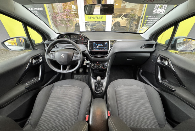 Peugeot 208 I Phase 2 5 Portes 1.2 VTi 12V S&S 82 cv Active // Excellente Etat 
