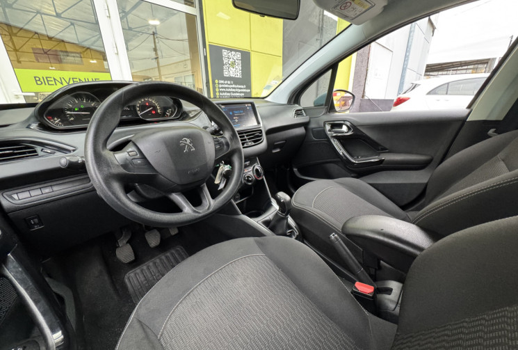 Peugeot 208 I Phase 2 5 Portes 1.2 VTi 12V S&S 82 cv Active // Excellente Etat 