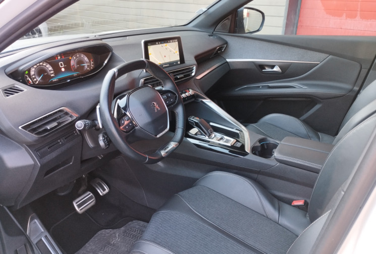 Peugeot 3008 II 1.6 180 S&S EAT8 GT Line *34000 km / 1° main / Attelage / Suivi complet 