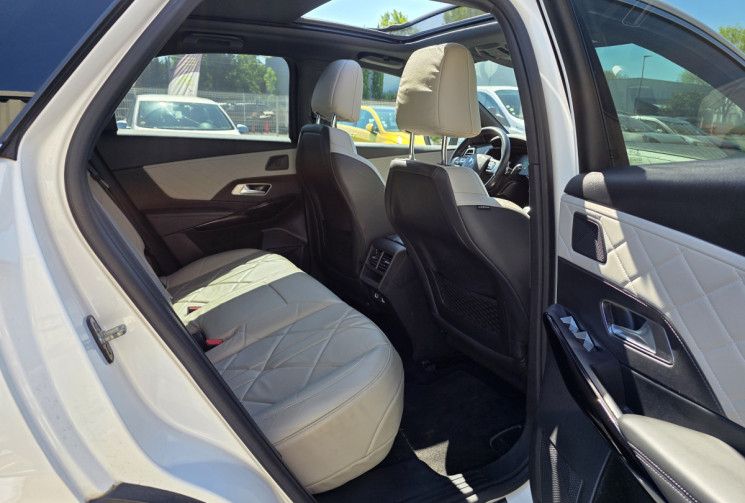 DS DS 7 Crossback 1.6 E-Tense 300 4x4 Grand Chic Rivoli / HYBRIDE RECHARGABLE / CARPLAY