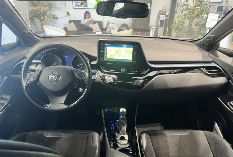 Toyota C-HR Collection 2WD E-CVT MY20 184 CH 1ERE MAIN