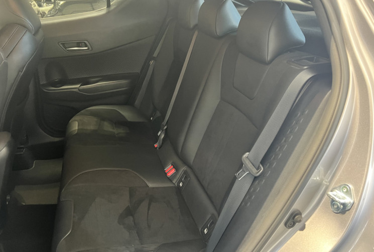 Toyota C-HR Collection 2WD E-CVT MY20 184 CH 1ERE MAIN