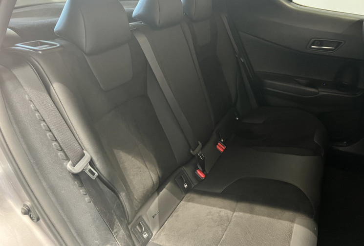 Toyota C-HR Collection 2WD E-CVT MY20 184 CH 1ERE MAIN