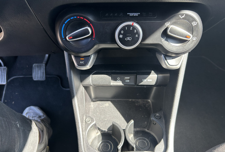 Kia Picanto III 1.0 67 Ch LAUNCH EDITION 1er Main * CAMERA * CARPLAY * GPS