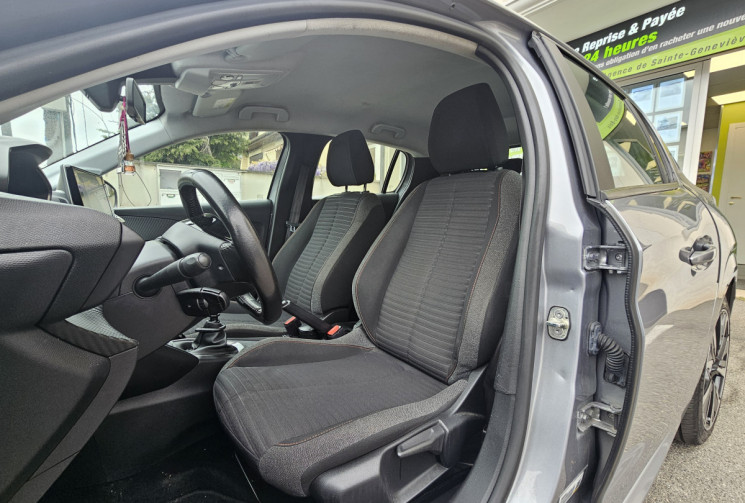 Peugeot 208 1.5 BlueHDi 100 ch S&S Active Business