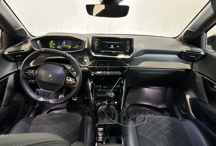 Peugeot 208 1.2 TURBO100CH PACK GT 