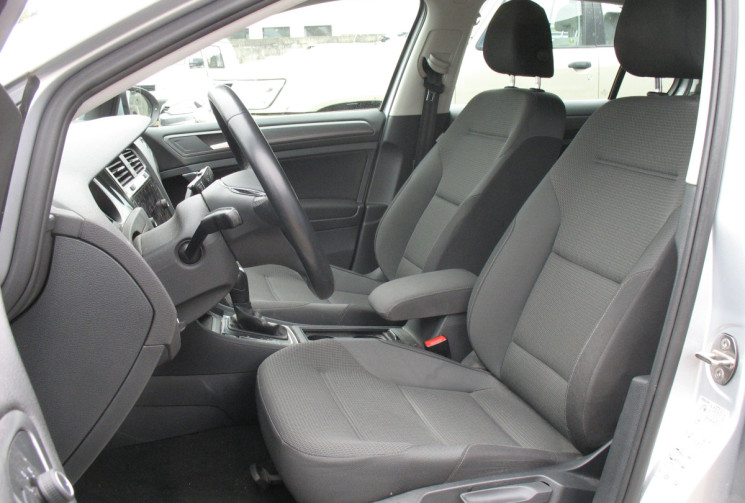 Volkswagen Golf VII 1.5 TSI 150 CONFORTLINE