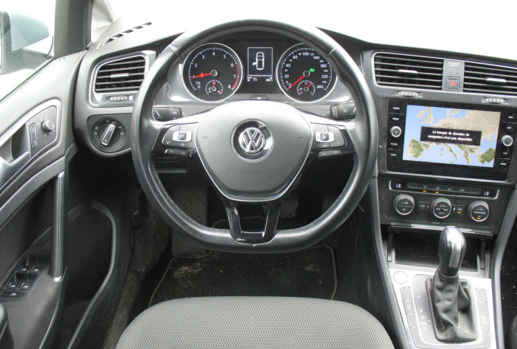 Volkswagen Golf VII 1.5 TSI 150 CONFORTLINE