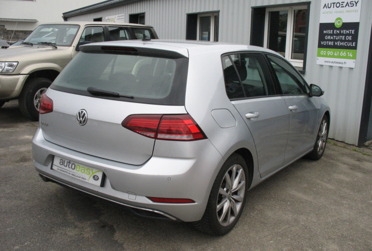 Volkswagen Golf VII 1.5 TSI 150 CONFORTLINE